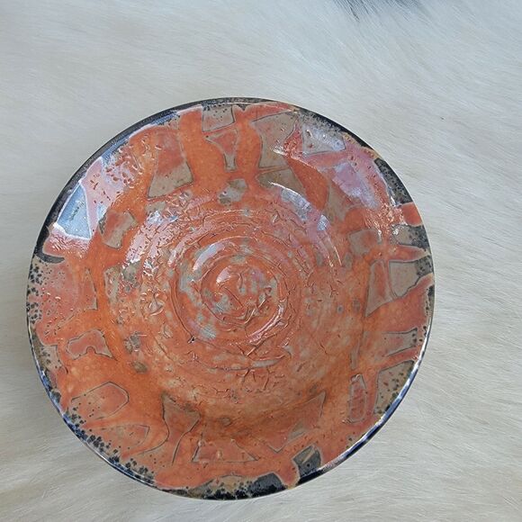 Hand thrown ceramic 6 inch bowl artist signed Parker - Picture 2 of 5